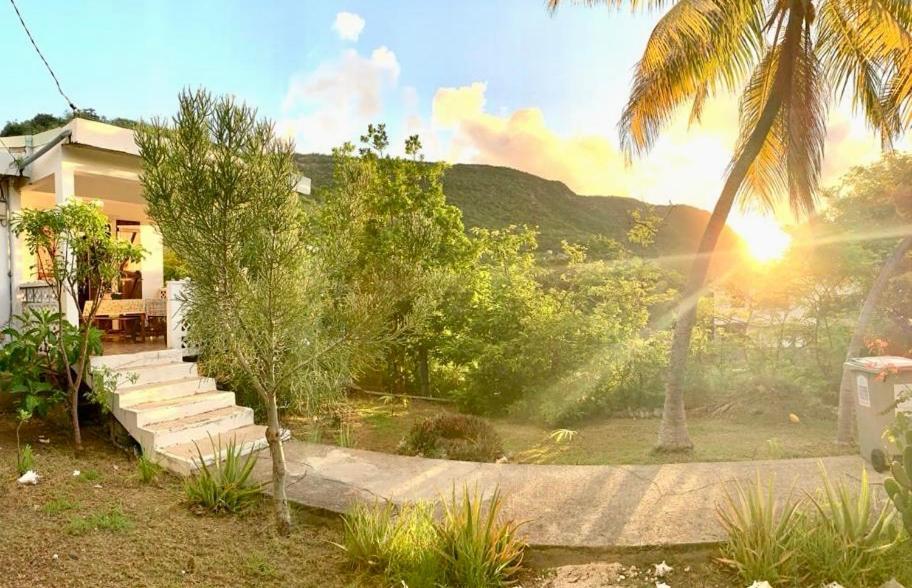Appartamento <CASA COLIBRI> La Désirade Les Galets Esterno foto